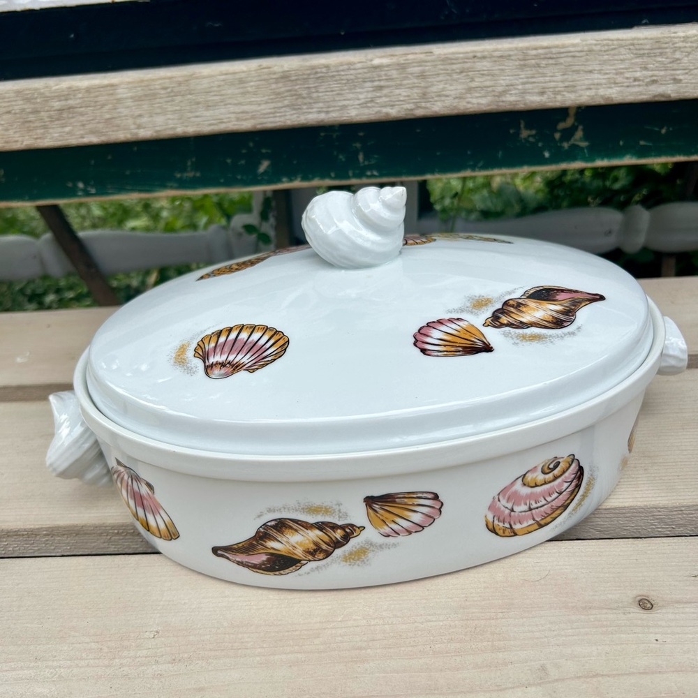 Georges Briard Seascape Covered Dish: Vintage Mid-Century Modern Ovenware - Picture 8 of 12